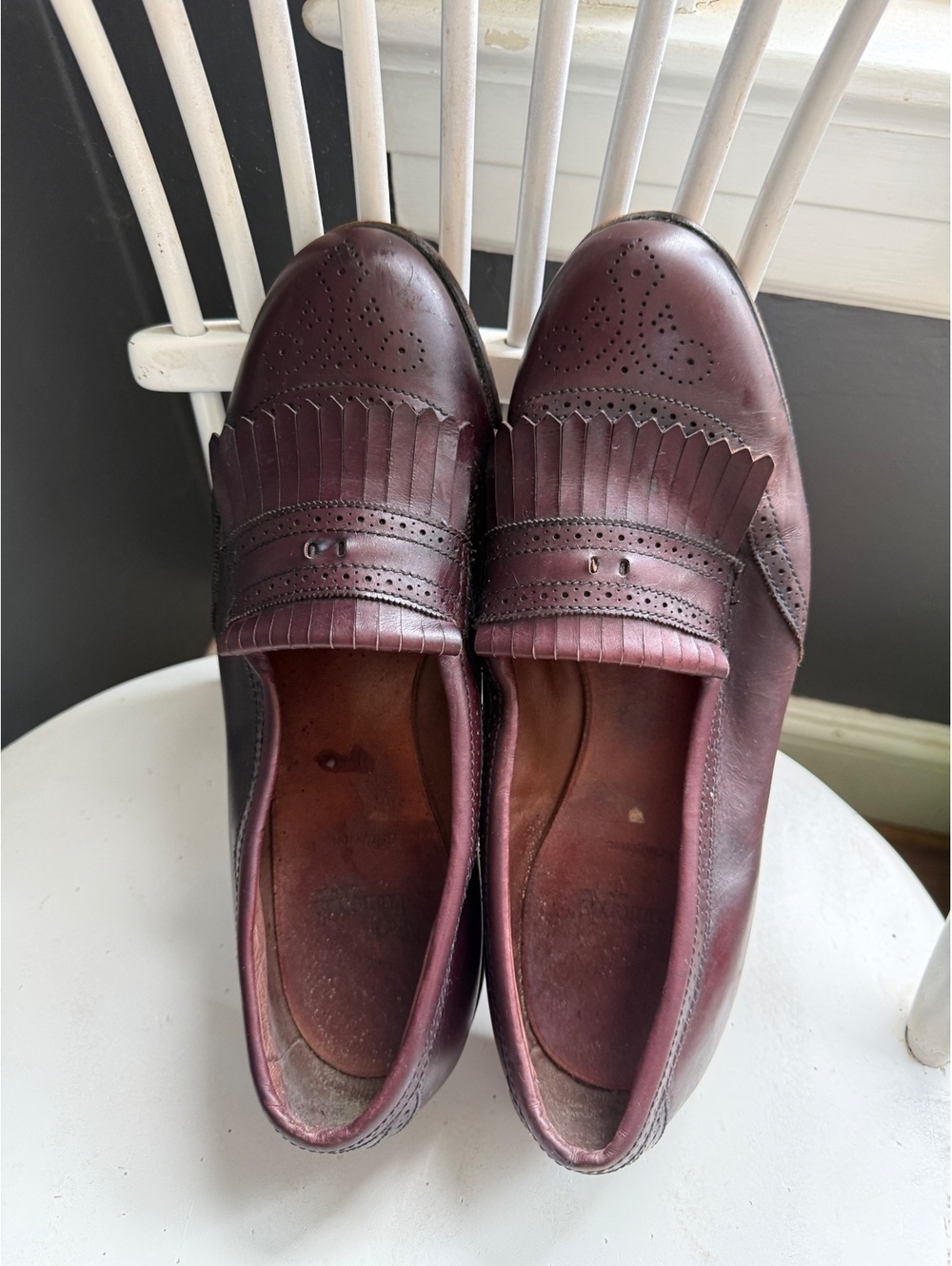 Allen Edmonds Burgundy Leather Tassel Loafers Size 9